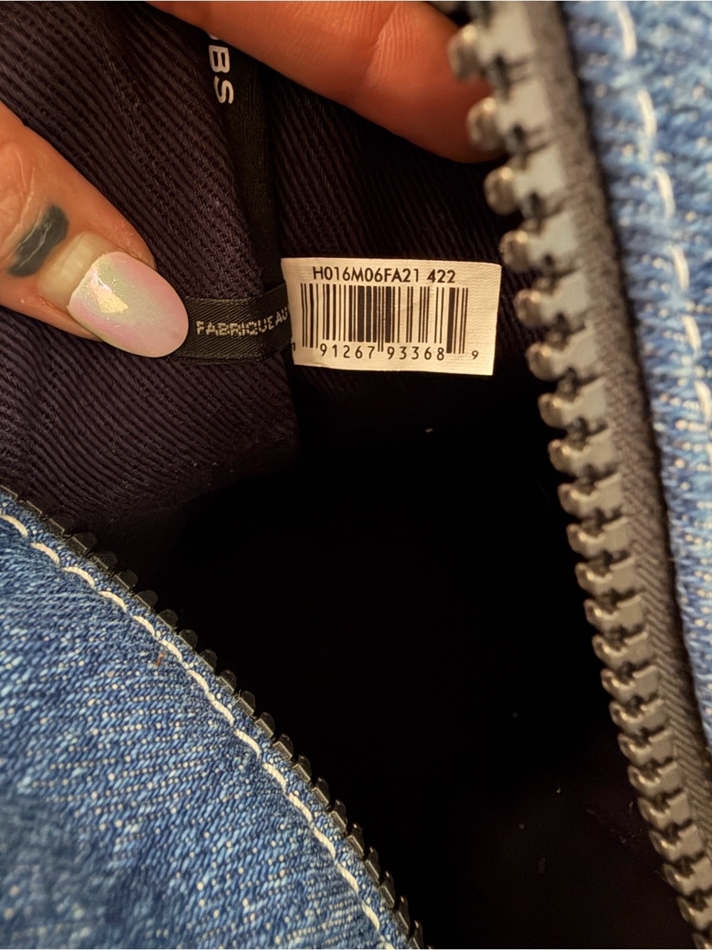 Marc Jacobs The Denim Tote Bag blue Jean white font small tote bag crossbody - Picture 10 of 13